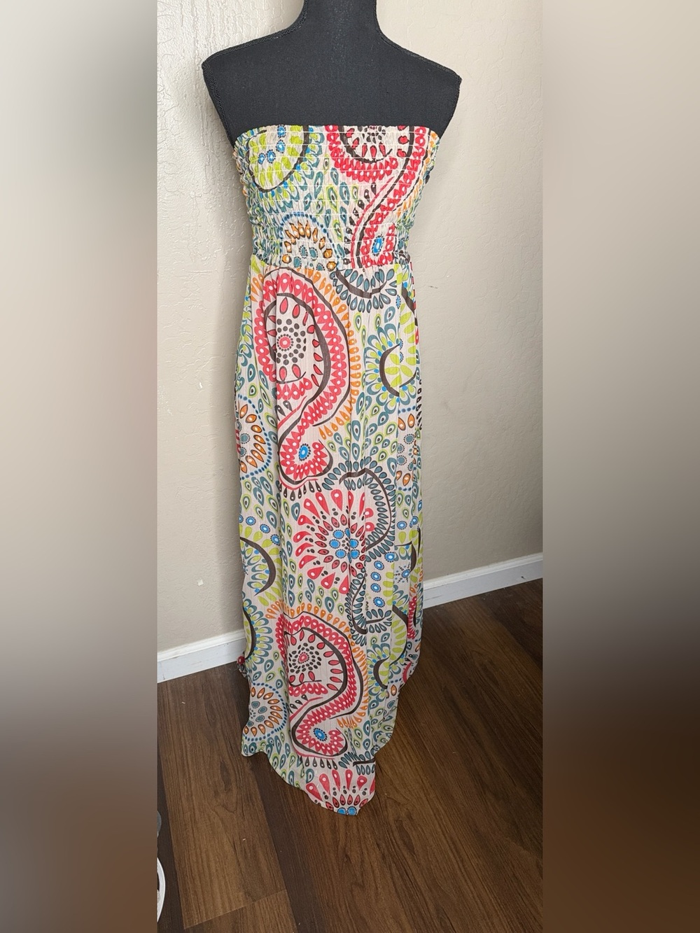 Old Navy Strapless Paisley Maxi Skirt in Coral, Blue, Lime and Gray on Cream